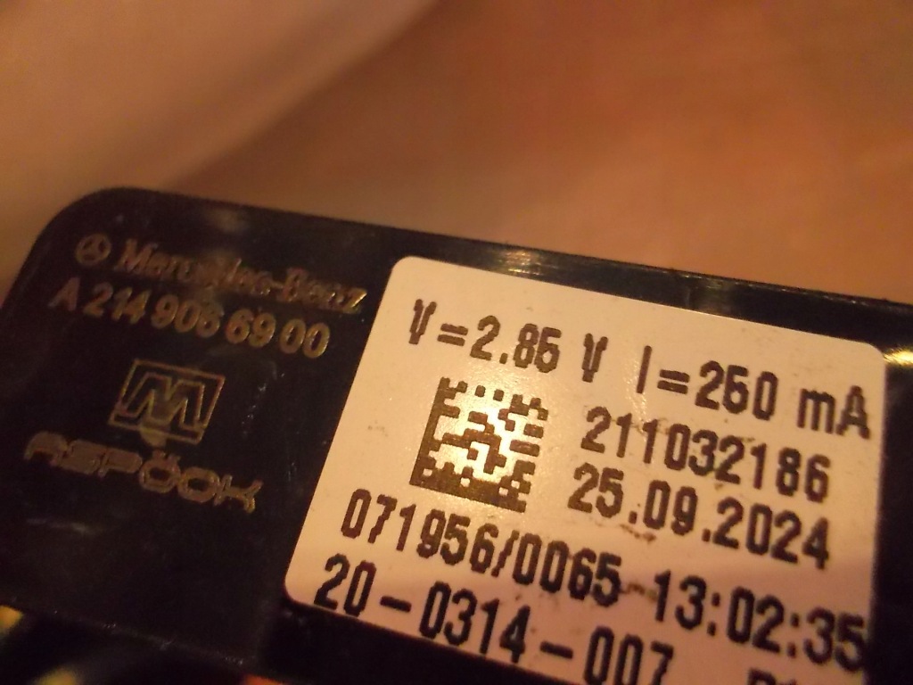 Mercedes e klasa 214 w214 решітка радіатора решітка радіатора під  камера підсвічуваний a2148804501 Недорого