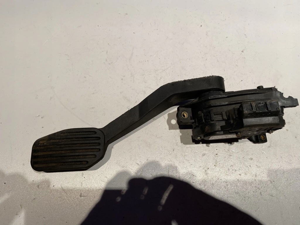 фото №2, Volvo s60 2003 педалі