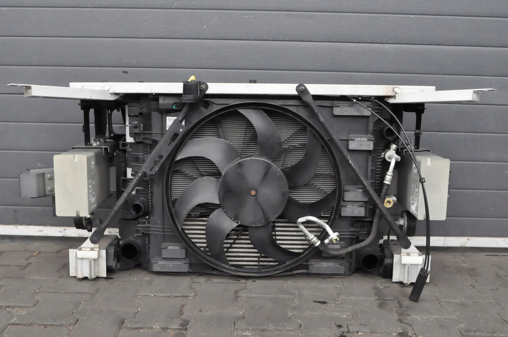 фото №11, Volvo s90 s90 2.0 t4 t5 t6 t8 d3 d4 d5 pas перед передний комплект chłodnnic