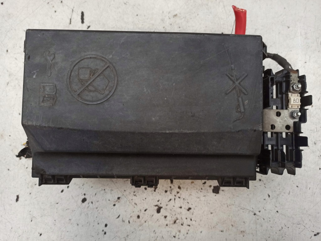 фото №10, Opel astra j 1.7d коробка предохранителей c11000139