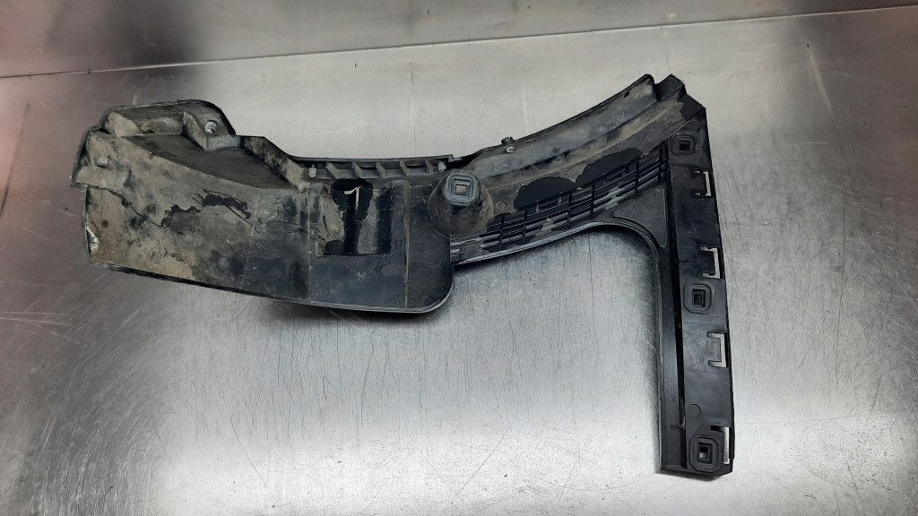 фото №5, Напрямна бампера задня задній правий 30698136 volvo xc90