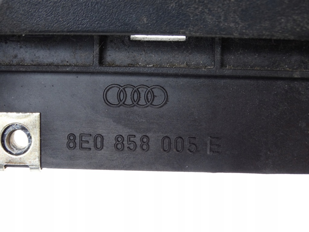 фото №3, Рамка каркас корзина радіо кишеня 8e0858005e audi a4 b7