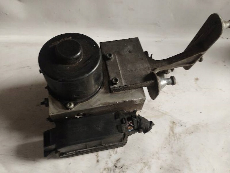 фото №1, Насос abs 2095450232 mercedes w203