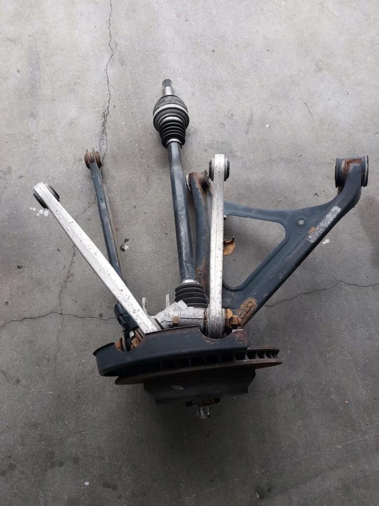 фото №1, Cayenne ii 7p5 поворотный кулак левая задняя ступица комплект