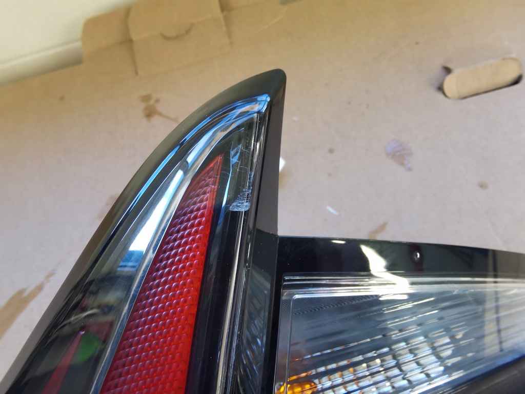 фото №13, Hyundai elantra vii - лампа задня права led