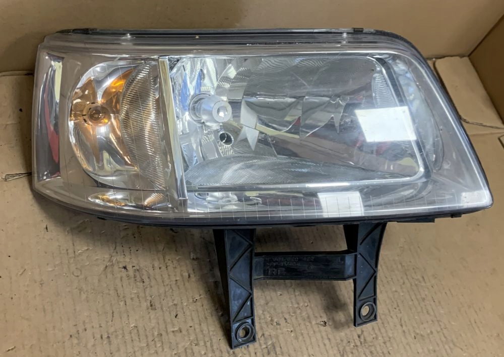 Купити Фара правий vw transporter t4 7h1941016j