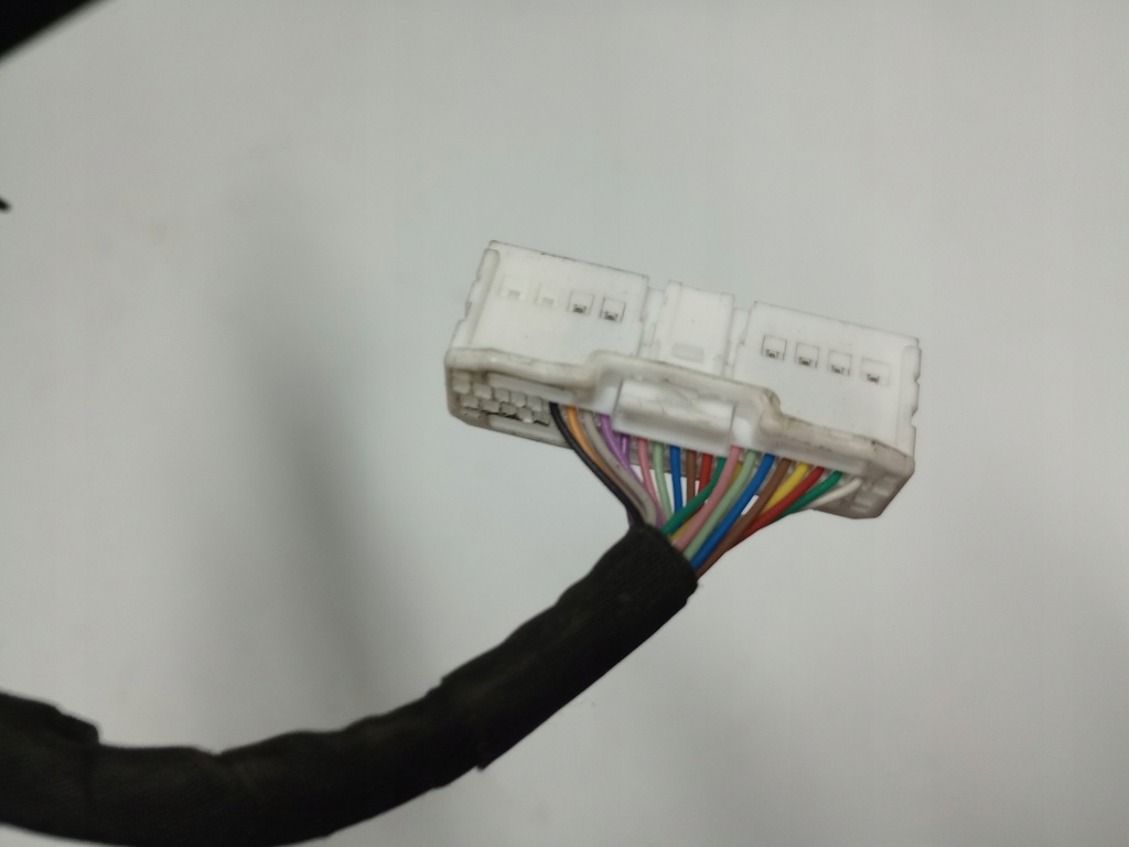 фото №11, Toyota yaris cross переключатель комбинированный 17j910 02d70-17j910 europa