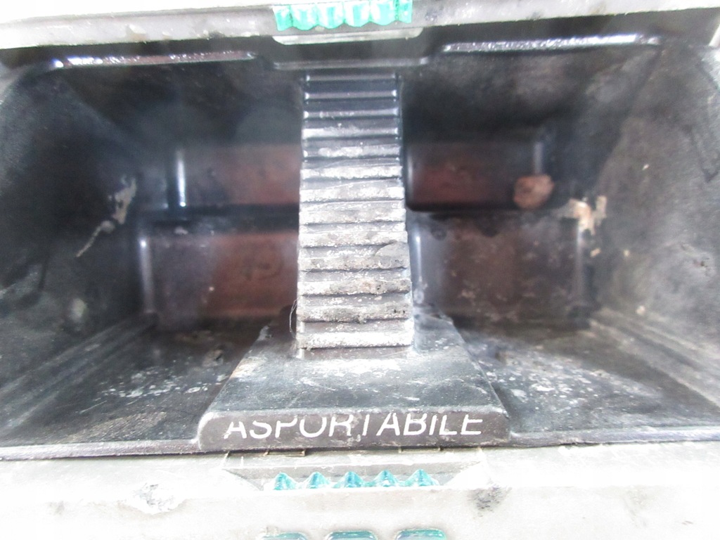 фото №6, Iveco daily ii 89-99 пепельница приборная панель