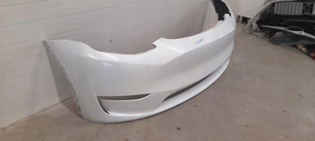 фото №2, Бампер передний tesla y 2020 r.