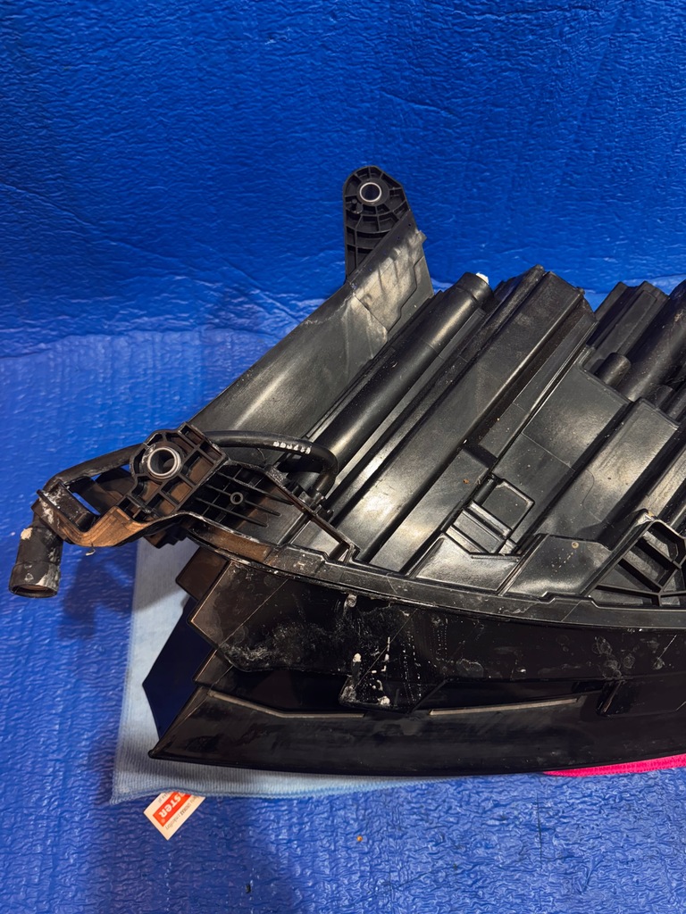 фото №15, Лампа правая full led skoda enyaq 5lb941016b