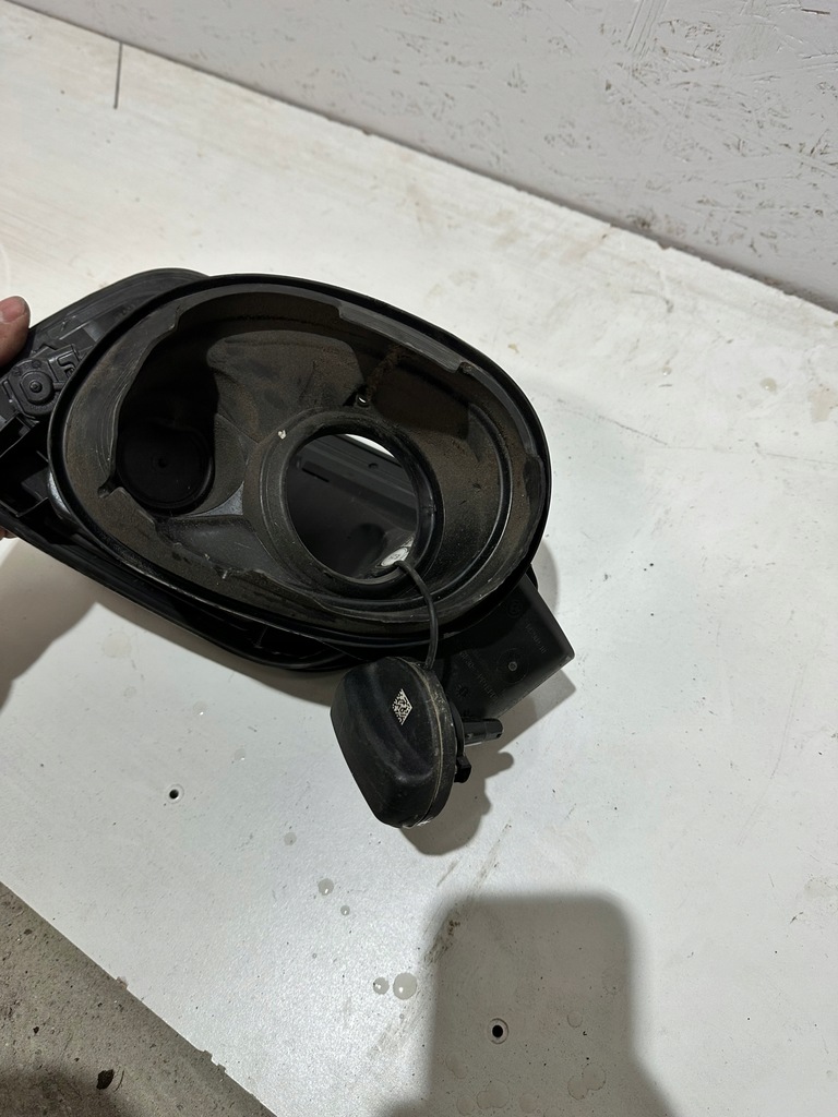 фото №5, Заливна горловина пального кришка bmw f40 кришка кришка заливна горловина бензин