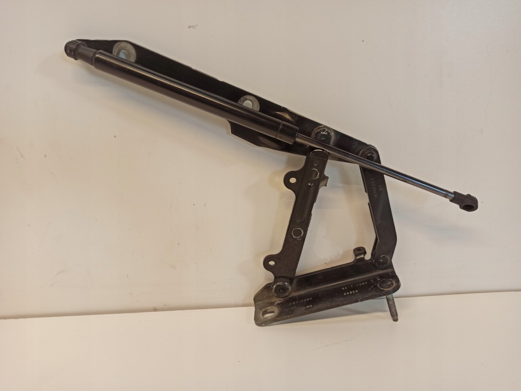 фото №1, Land rover bkb780021 петля капот правий