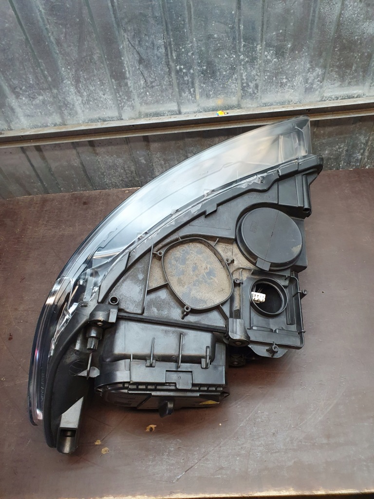 Фара перед правий ксенон led audi q7 4l0 рестайлінг  09-15 Ціна