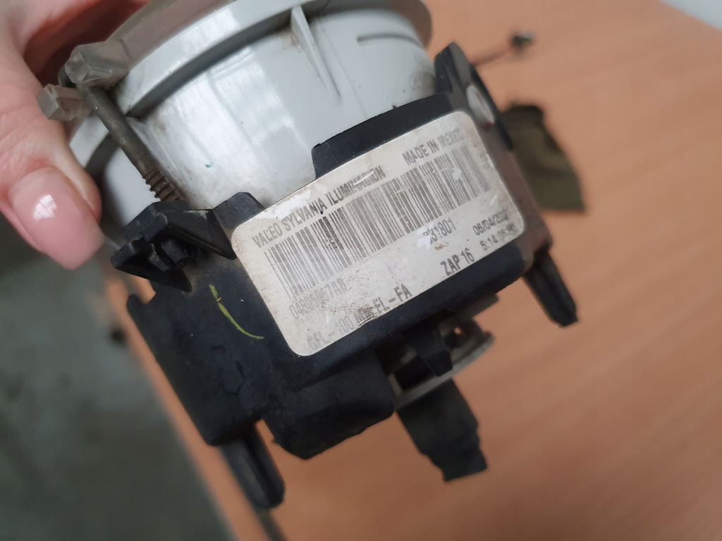 фото №11, Лампа противотуманная фара перед правый левый dodge nitro 07-11 r