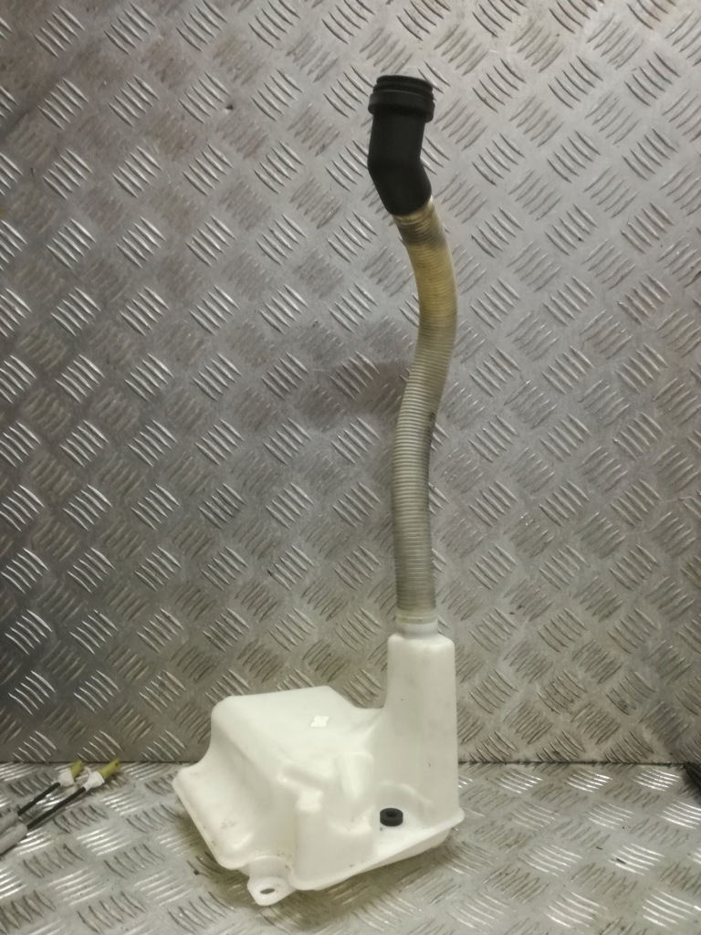 фото №1, Bmw оригинальный номер 7003353 бачок омывателя