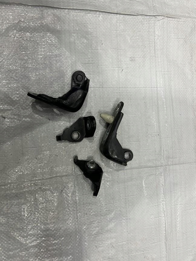 фото №1, Петли дверь левая левая ford mustang gt vi fastback