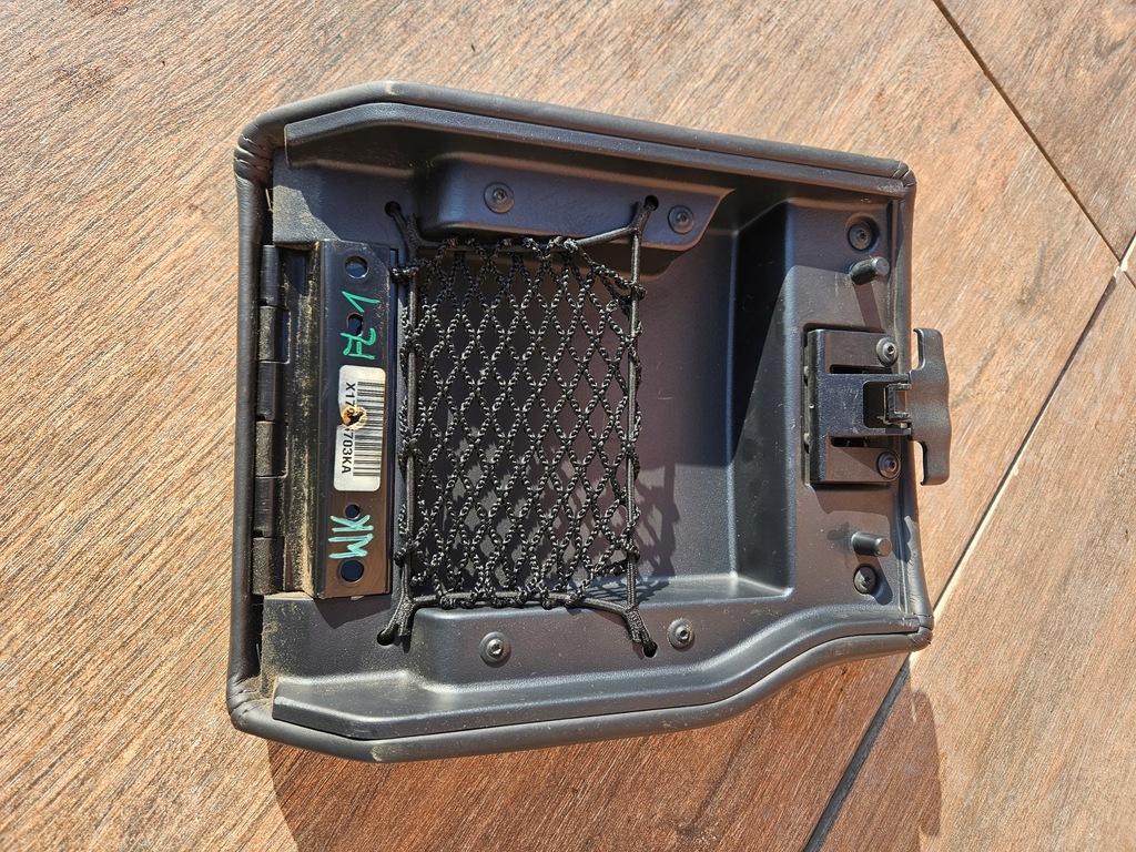 фото №12, Jeep grand cherokee wk 5-10 подлокотник чёрный szyty