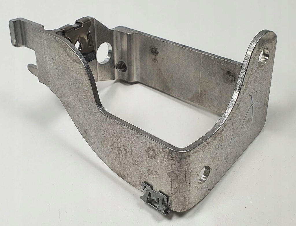 фото №2, Кронштейн обшивка обивка задняя aston martin rapide