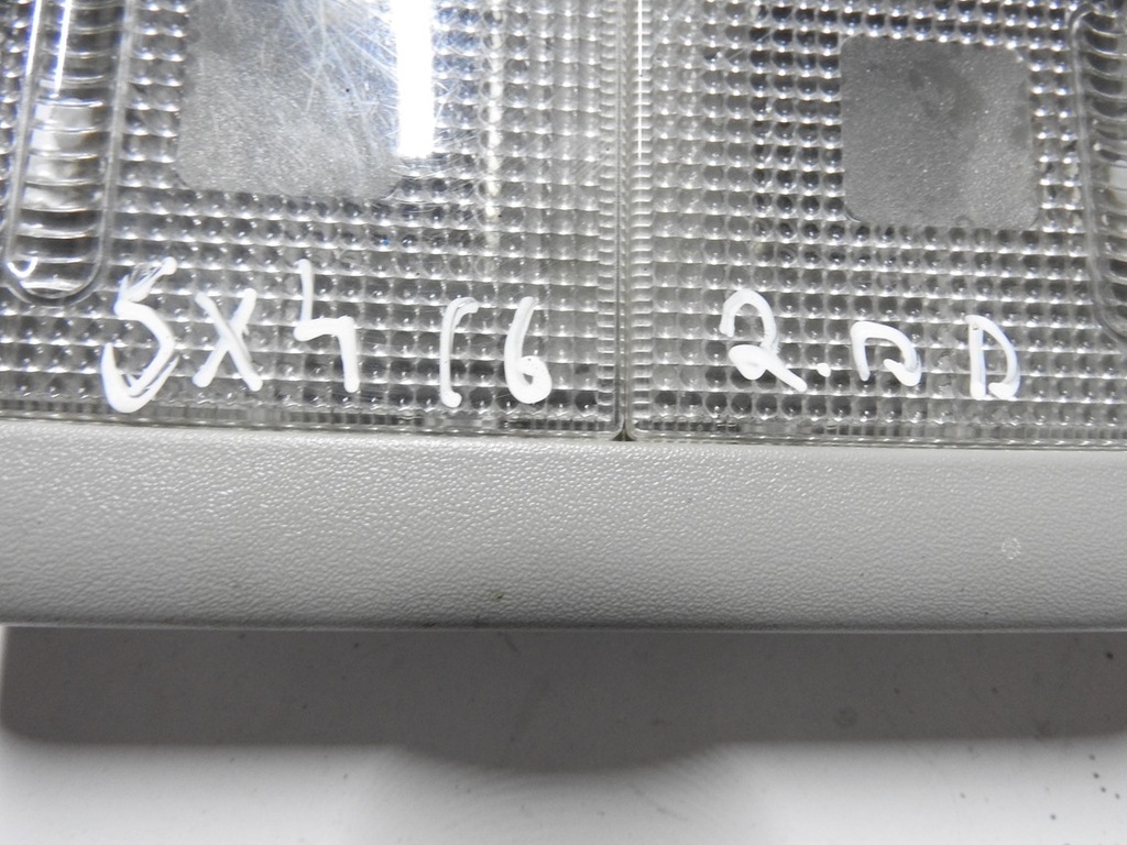 фото №8, Suzuki sx-4 sx4 лампа освещение салона кабины