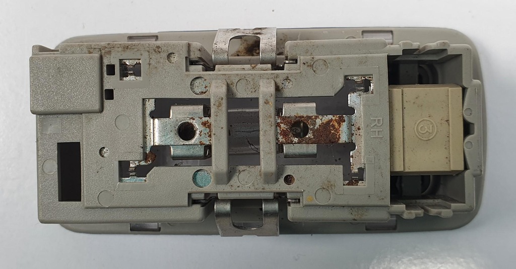 фото №2, Лампа освітлення салону renault koleos i