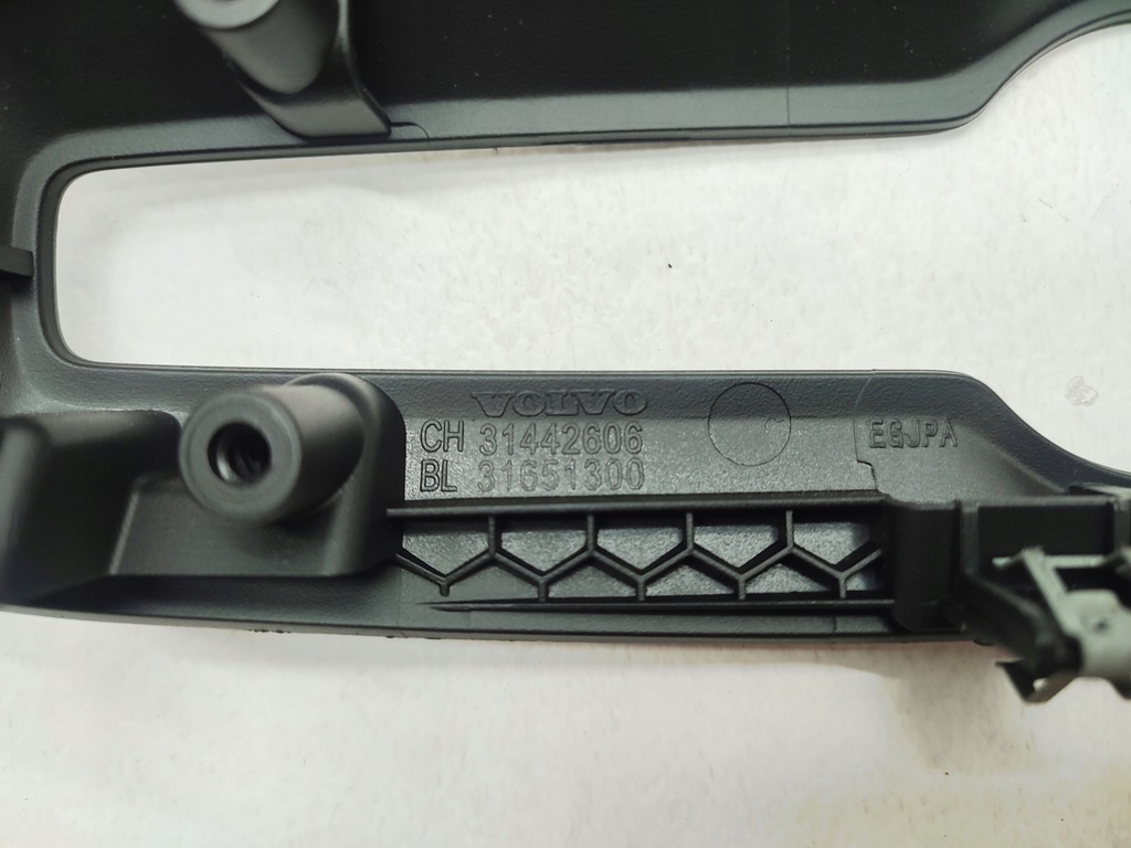 фото №4, Volvo xc40 рамка панель управление радио 31442606