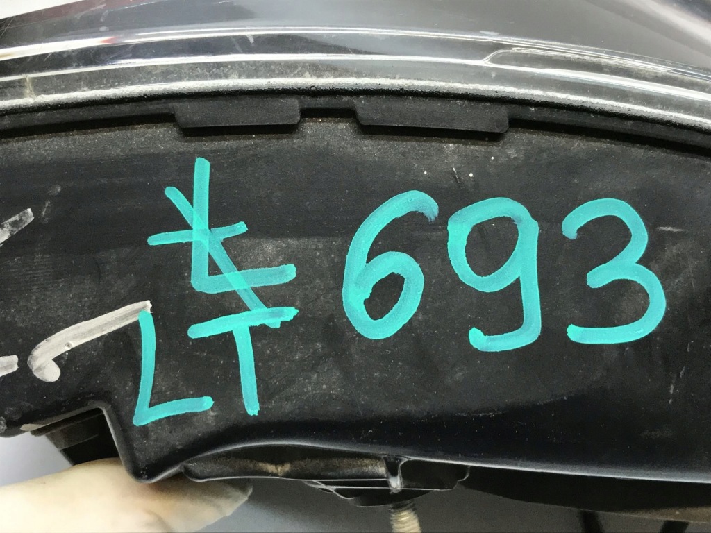 Лампа ліва задній tesla s рестайлінг  6005920-00-e Ціна