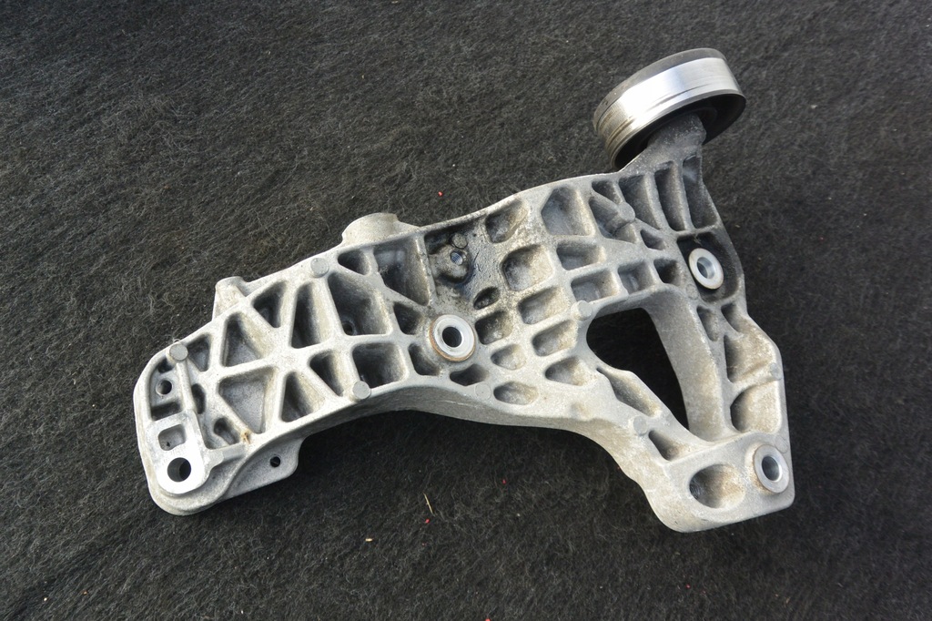 фото №1, Кронштейн компрессора 3.0d maserati quattroporte ghibli