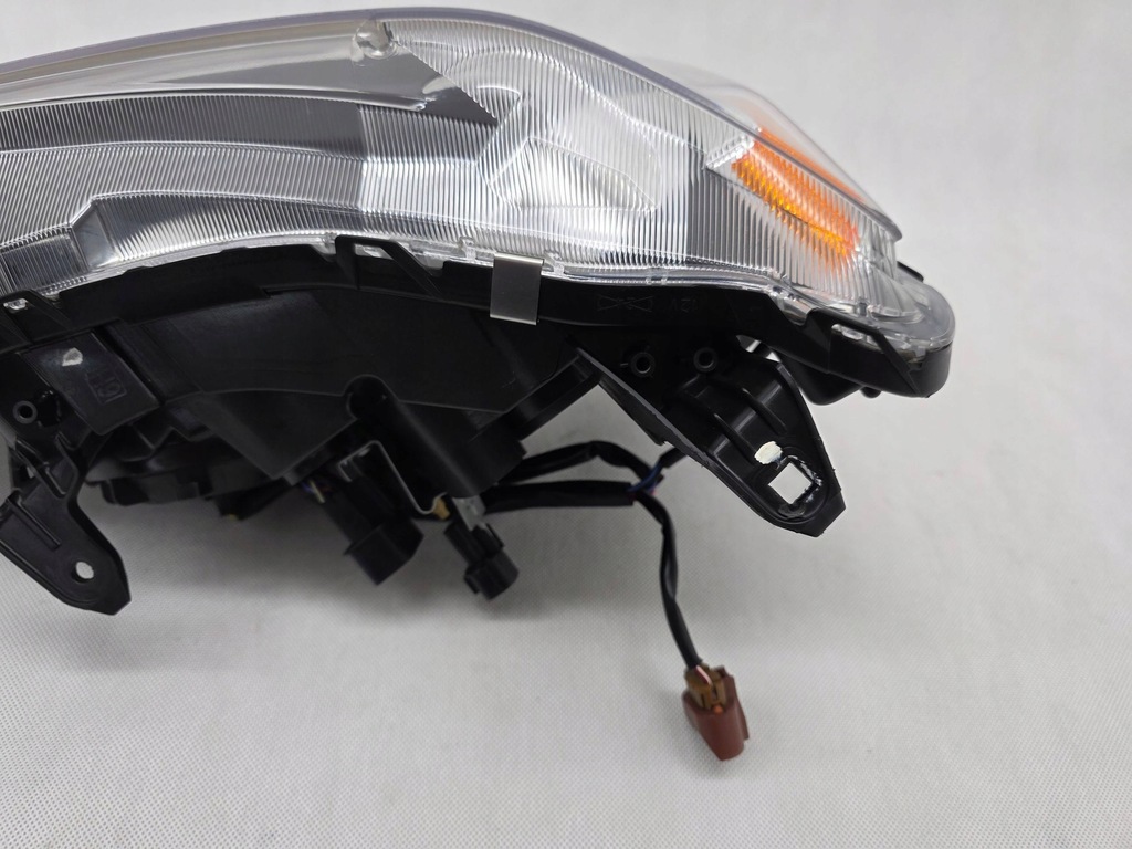 фото №8, Mitsubishi outlander ii 2 lift 10-12 лампа перед передняя правая eu p8926