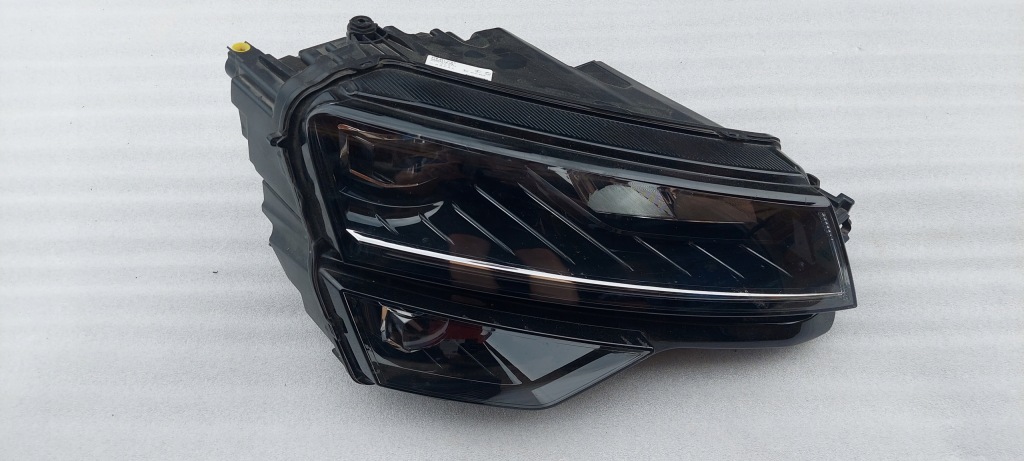 фото №1, Skoda karoq лампа правая full led 57b941016f eu