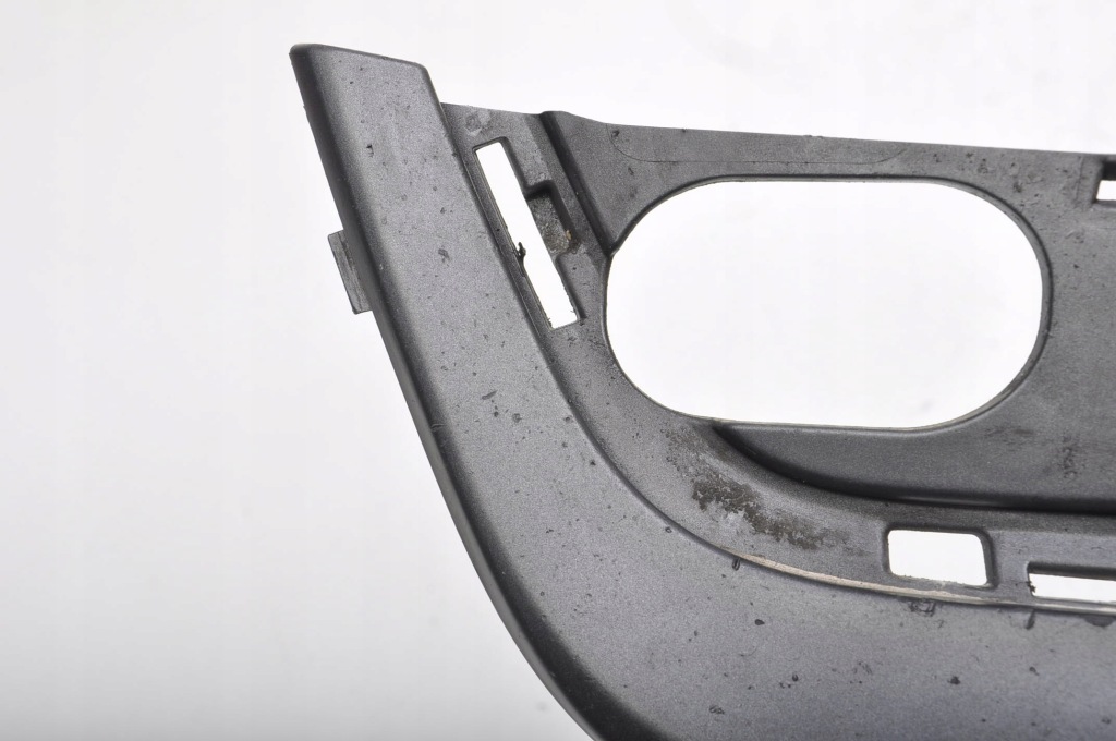 Volvo s60 v60 рестайлинг  решётка решётка  бампера правая 31353655 Оригинал