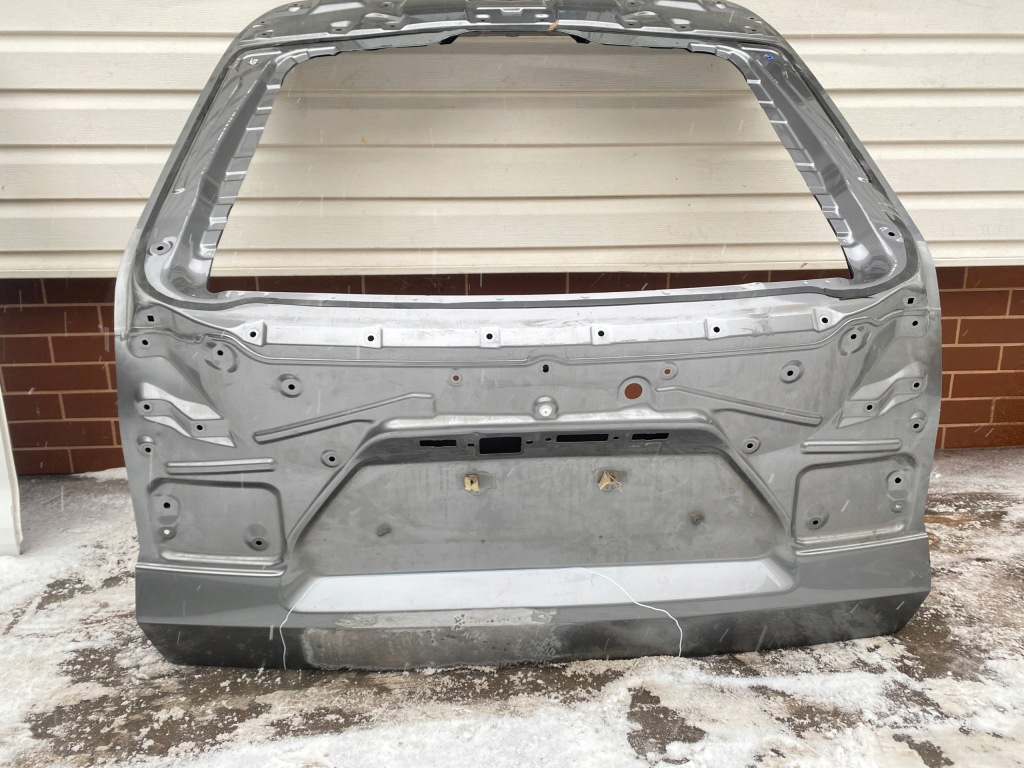 фото №1, Toyota bz4x кришка багажника задня задня багажника