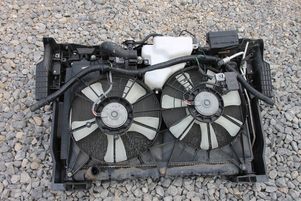 фото №9, Капот бампер перед решётка радиатора крыло kpl mazda cx7 fl cx-7 набор запчасти перед