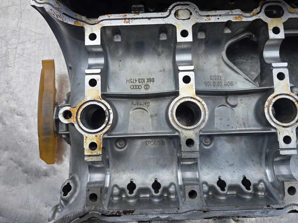 фото №4, Головка audi a3 s3 a4 b9 q5 passat b8 golf vii gti r 2.0 tsi tfsi 06k403ag