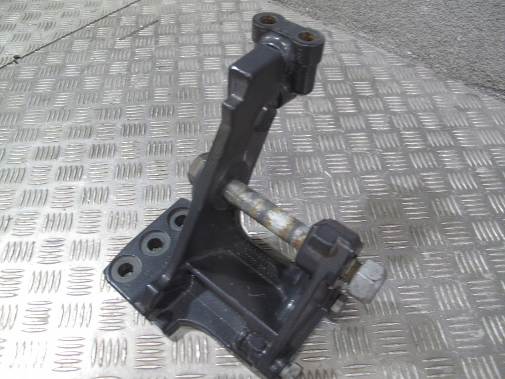 фото №3, Кронштейн передние рессора scania r s