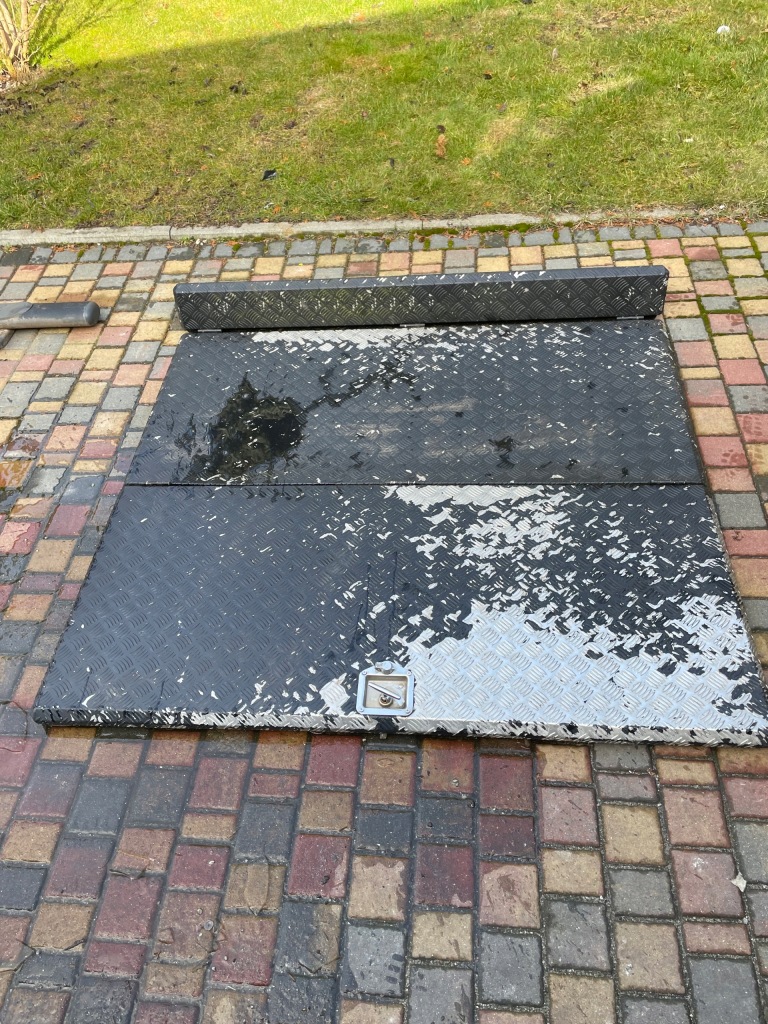 фото №1, Nissan navara d40 обшивка крышка кузов