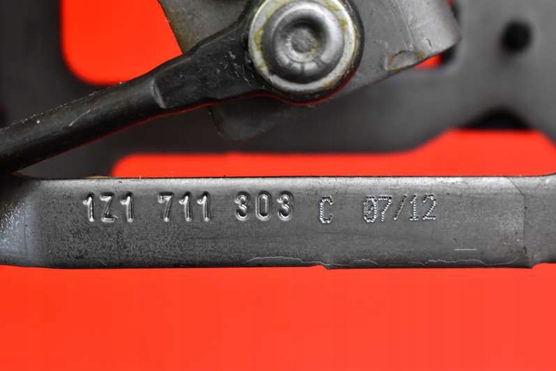 фото №16, Важіль гальма ручного 1z1711303c skoda superb 2 ii 08-13