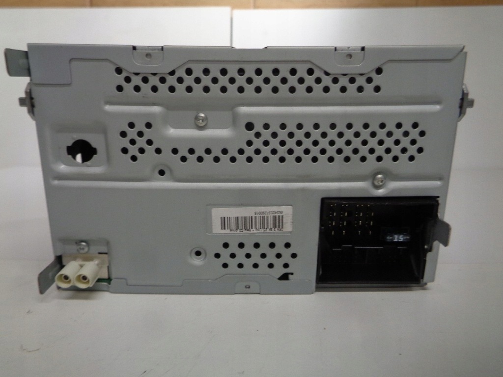 фото №4, Skoda fabia roomster радио swing cd mp3 5j0035161g