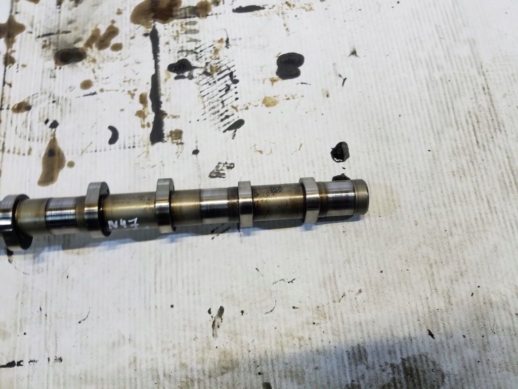 Вал распределительного вала впускной  bmw 1 f20 1.6 d n47d16a 8575437 Киев