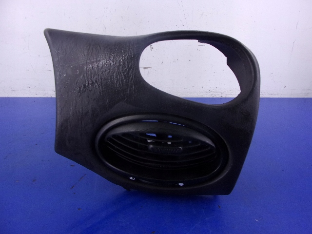 фото №1, Ford focus mk1 решётки обдув 98ab19893bjw