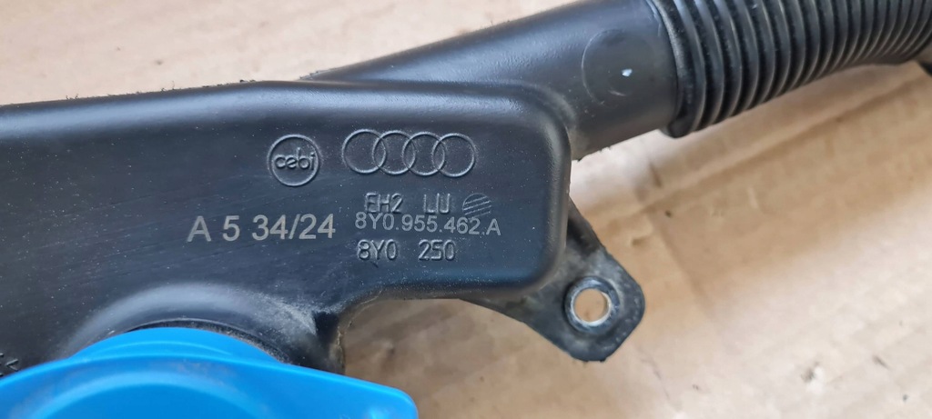 фото №7, S3 8y a3 lift заливная горловина трубка омывателя бачок жидкость 8y0955462a