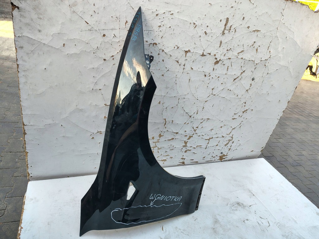 Купити Крило правий перед tesla model s pbsb