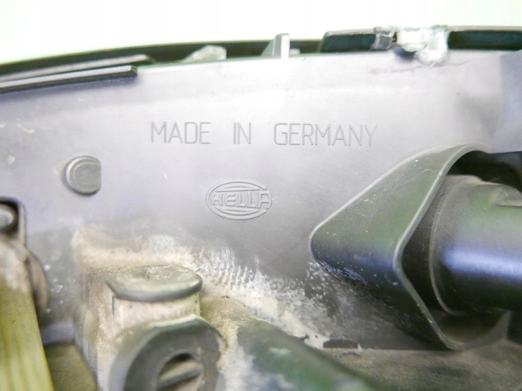 Фара лампа правая перед ксенон opel vectra c Оригинал