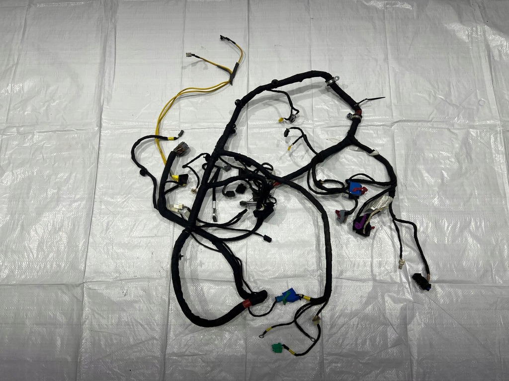 фото №1, Maserati granturismo електропроводка консолі