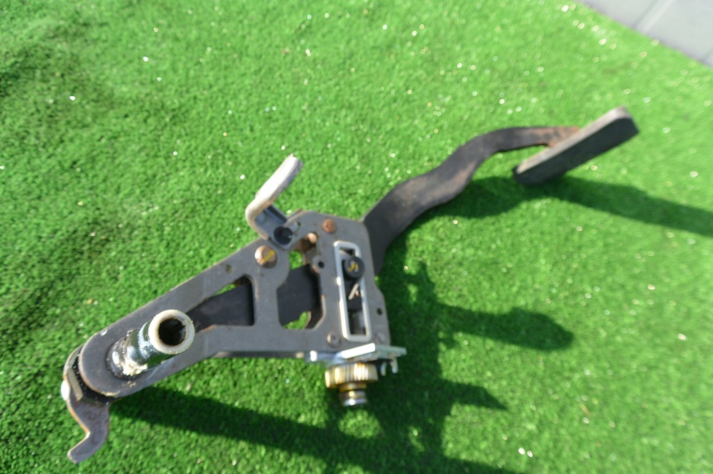 фото №5, Педаль тормоза maserati ghibli quattroporte eu