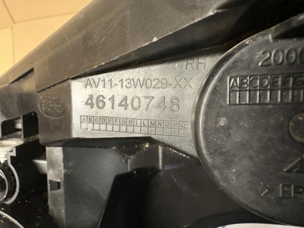 фото №11, Ford b-max лампа правий перед звичайна av11-13w029-xx