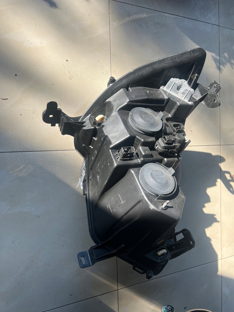 фото №9, Лампа перед левая led renault master 4