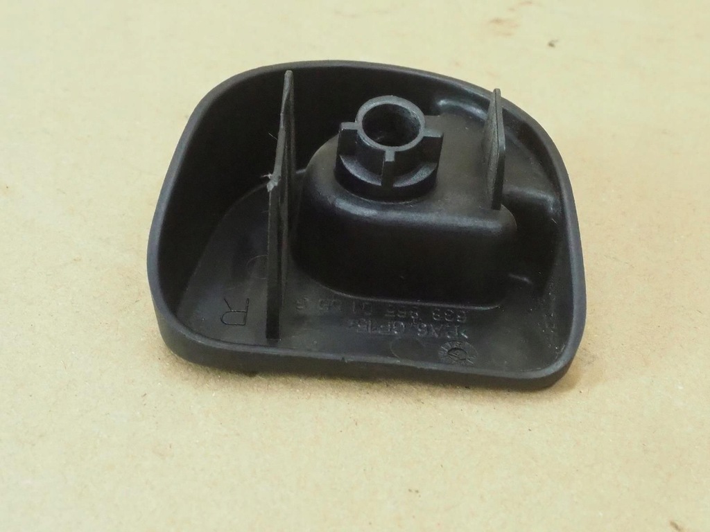 фото №9, V-klasa mercedes w638 6388650155 кронштейн шторка