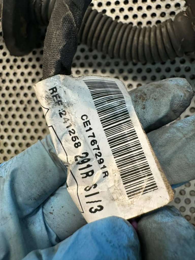 Джгут електропроводка двері renault master iii 241258291r Ціна