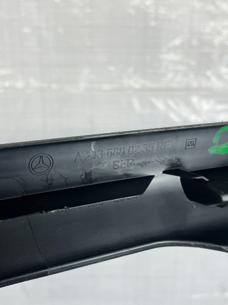 Mercedes w213 257 w257 c257 защита накладка порога  правая передок  a2136800235 Оригинал