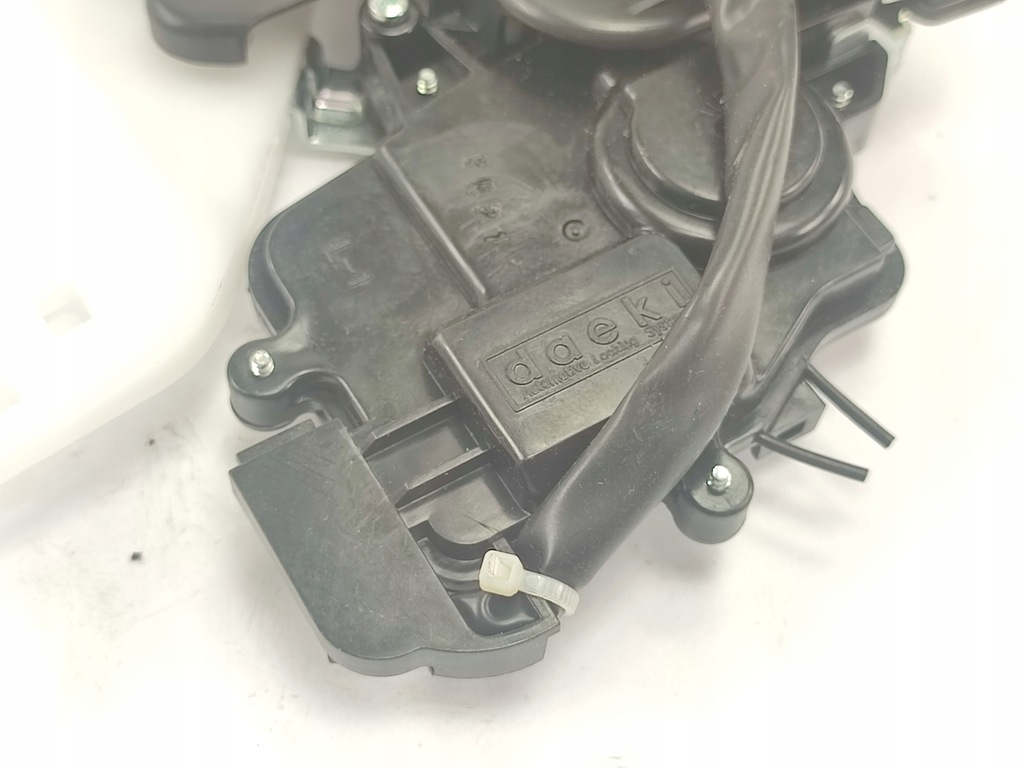 фото №7, Замок дверь левый перед kia sedona 2006-2014 / 813104d010